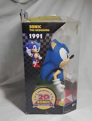 Classic Sonic 20 Anniversary Figure  action figure collectible [Barcode 681326657620] - Main Image 3