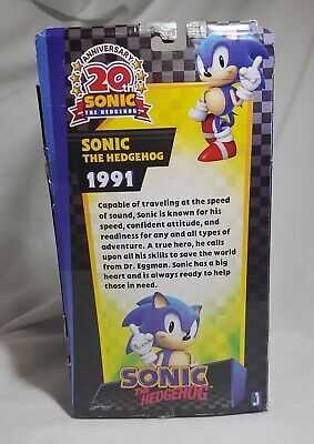 Classic Sonic 20 Anniversary Figure  action figure collectible [Barcode 681326657620] - Main Image 4