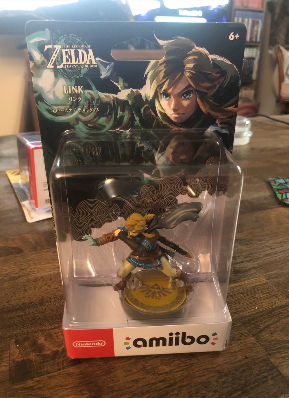 Amiibo (Legend of Zelda: Tears of the Kingdom): Link - Nintendo (The Legend of Zelda: Tears of the Kingdom) action figure collectible - Main Image 2
