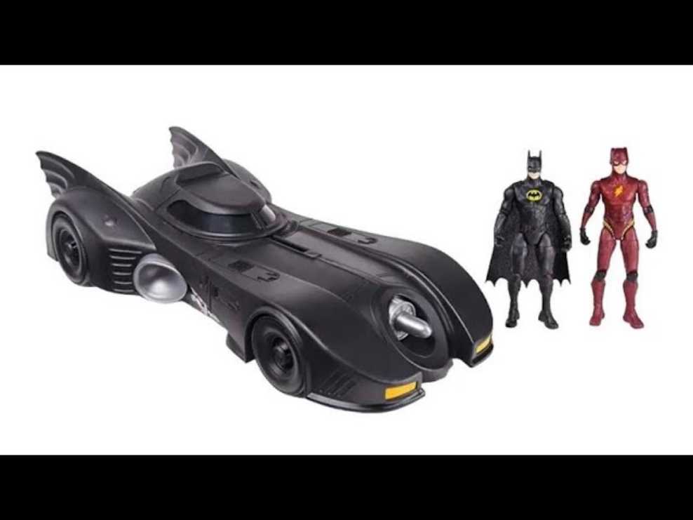 Spinmaster Batmobile w/ The Flash Young Barry & Batman - Spin Master (The Flash (Movie)) action figure collectible [Barcode 778988436110] - Main Image 2