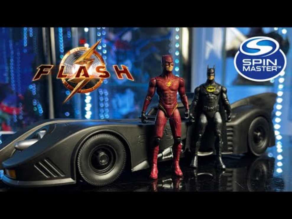 Spinmaster Batmobile w/ The Flash Young Barry & Batman - Spin Master (The Flash (Movie)) action figure collectible [Barcode 778988436110] - Main Image 3