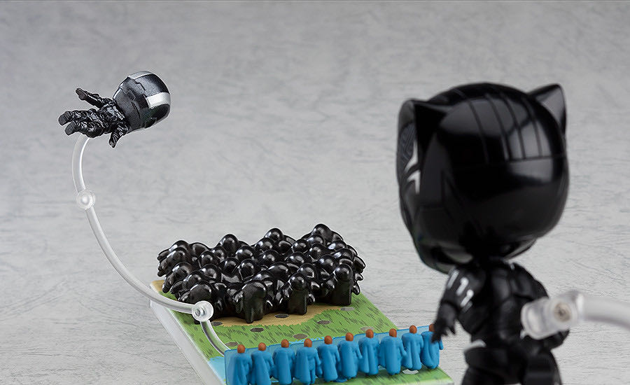 Black Panther Nendoroid (955-DX - Deluxe Ver.) - Good Smile Company (Black Panther) action figure collectible [Barcode 4580416907934] - Main Image 2
