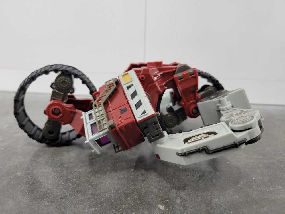 Demolishor 1st Robot Mode - Hasbro (Revenge Of The Fallen) action figure collectible - Main Image 3