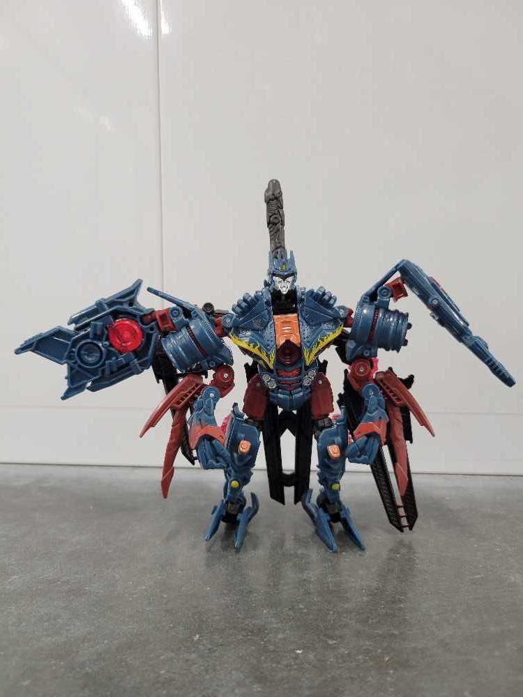 Soundwave Infiltration VS Battlefield Bumblebee  - Hasbro (Revenge Of The Fallen) action figure collectible - Main Image 2