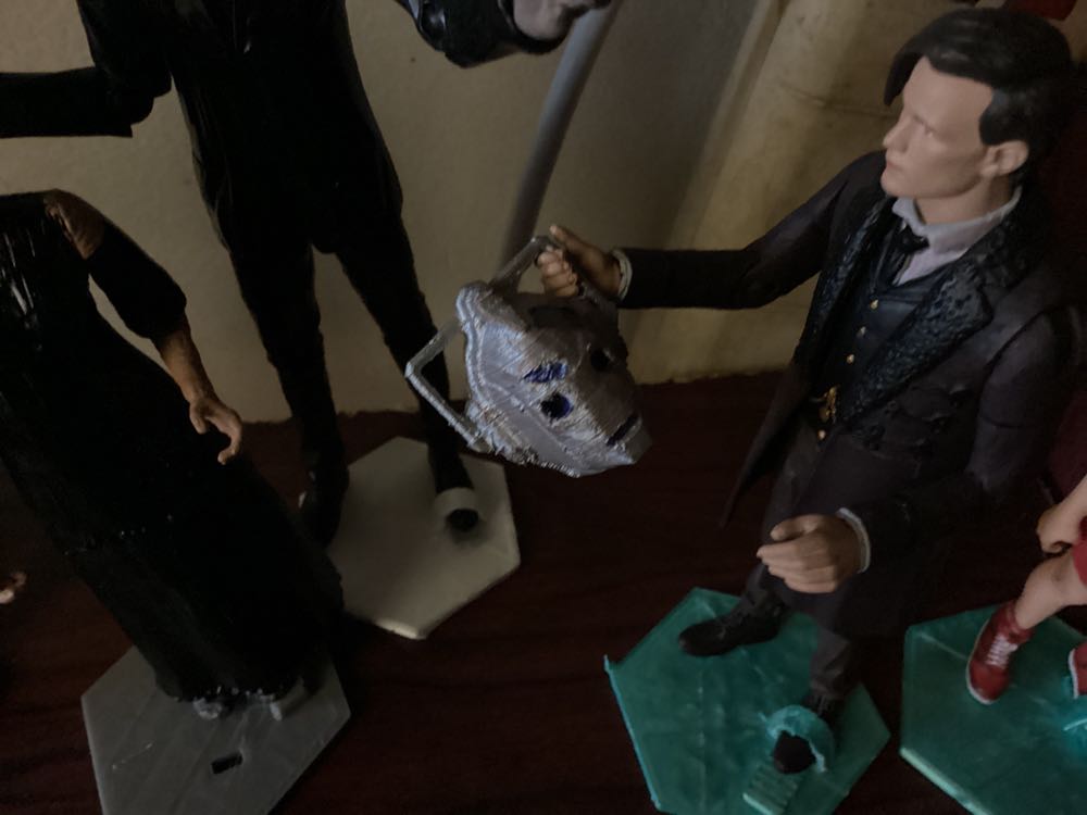 Hellraiser Pinheaded Ultimate Neca Figure