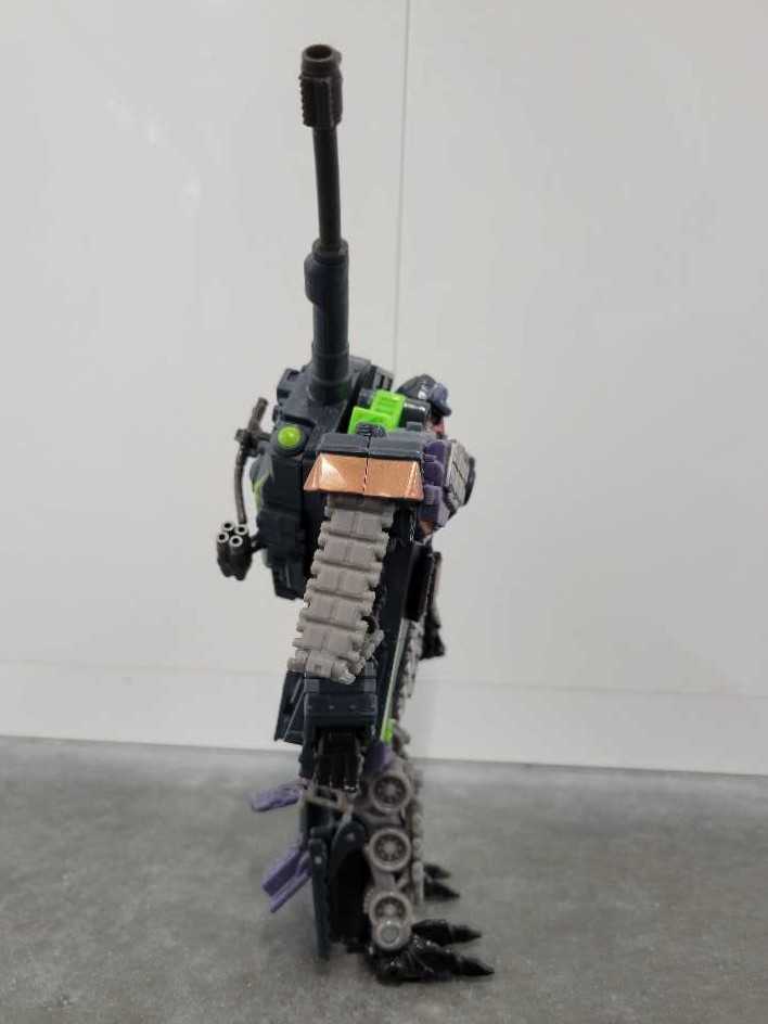 Banzitron Robot Mode - Hasbro (Hunt For The Decepticons) action figure collectible - Main Image 3
