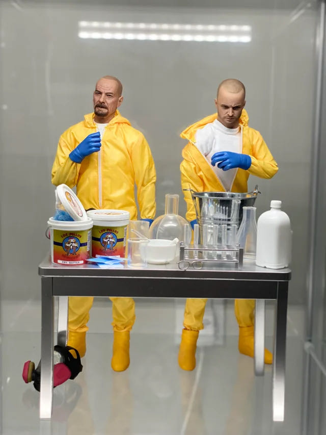 Poison Maker Breaking Bad - Present Toys (Breaking Bad) action figure collectible - Main Image 2
