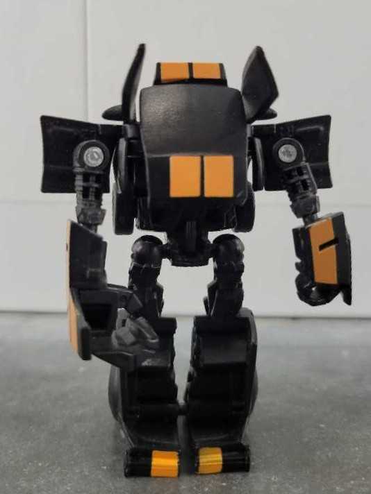 Mudflap Cyberverse  - Hasbro (Dark Of The Moon) action figure collectible - Main Image 3
