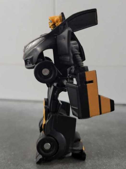 Mudflap Cyberverse  - Hasbro (Dark Of The Moon) action figure collectible - Main Image 4
