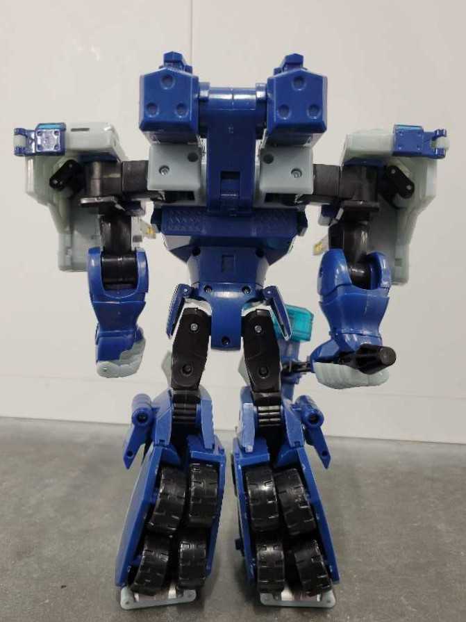 Ultra Magnus - Hasbro (Animated) action figure collectible - Main Image 4