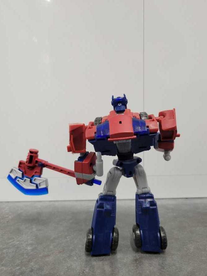 Optimus Prime VS Megatron The Battle Begins - Hasbro (Animated) action figure collectible - Main Image 4