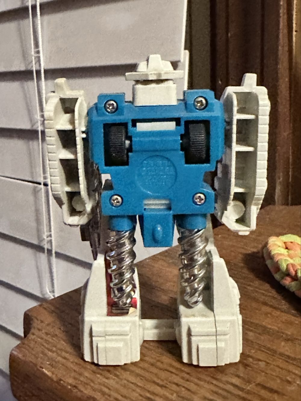 Twintwist Transformers G1 - Hasbro (Transformers) (Generation 1) action figure collectible - Main Image 2