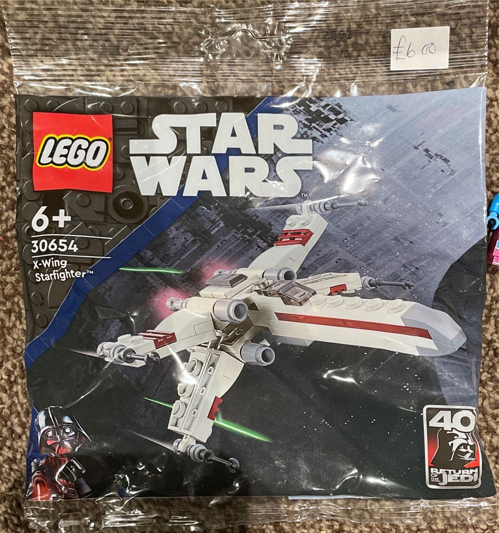 Spider-Man Super Posable Figure: Venom