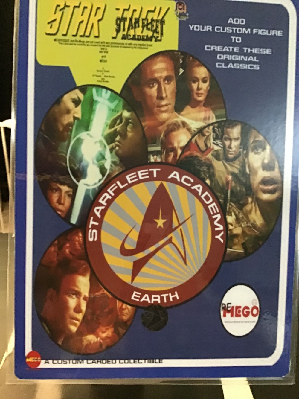 Star Trek Nyota Uhura Command School - ReMego (Star Trek Star Fleet Academy Earth) action figure collectible - Main Image 2