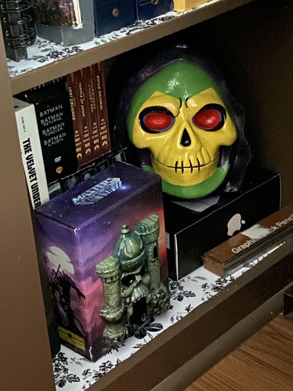 NECA Deluxe Latex Mask 1:1 Neca Masters Of Universe Motu Skeletor Limited Edition 500 - Neca (1/1 Scale Replica) action figure collectible [Barcode 634482394939] - Main Image 2