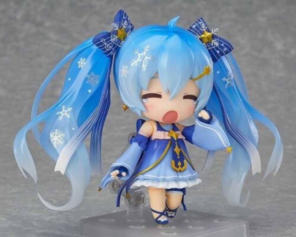 Snow Miku 2017: Twinkle Snow Ver.  action figure collectible - Main Image 3