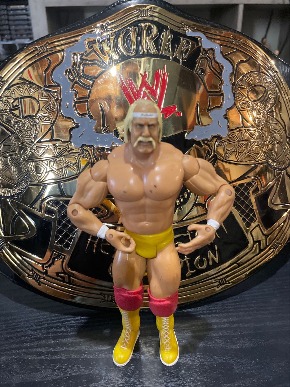 Mezco Living Dead Dolls Addams Family Uncle Fester & It Doll Set