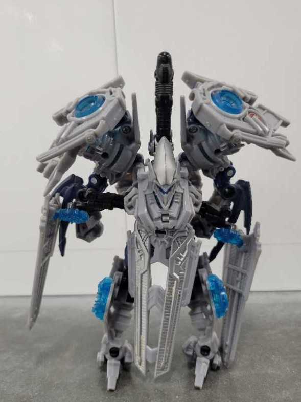 Soundwave 2nd Robot Mode - Hasbro (Revenge Of The Fallen) action figure collectible - Main Image 4