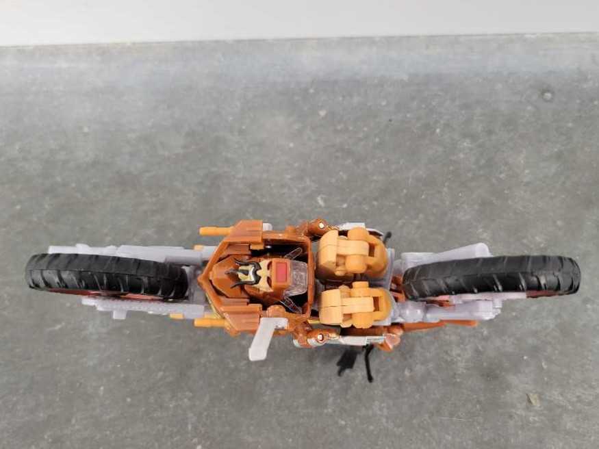 Wreck Gar Wreck-Gar Vehicle Mode - Hasbro (Reveal The Shield) action figure collectible - Main Image 4