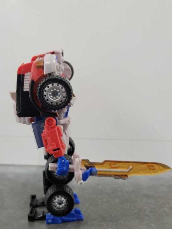 Optimus Prime Laser 2nd Robot Mode - Hasbro (Reveal The Shield) action figure collectible - Main Image 3