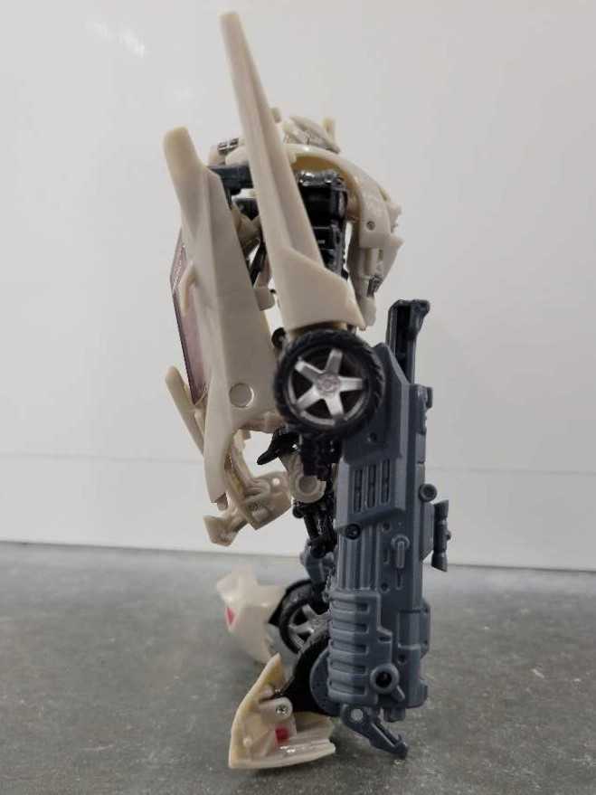 Sideswipe 1st Robot Mode - Hasbro (Dark Of The Moon) action figure collectible - Main Image 3