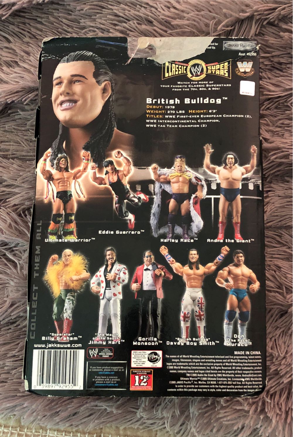 British Bulldo - Jakks Pacific (Classic Super Stars) action figure collectible [Barcode 039897929552] - Main Image 2