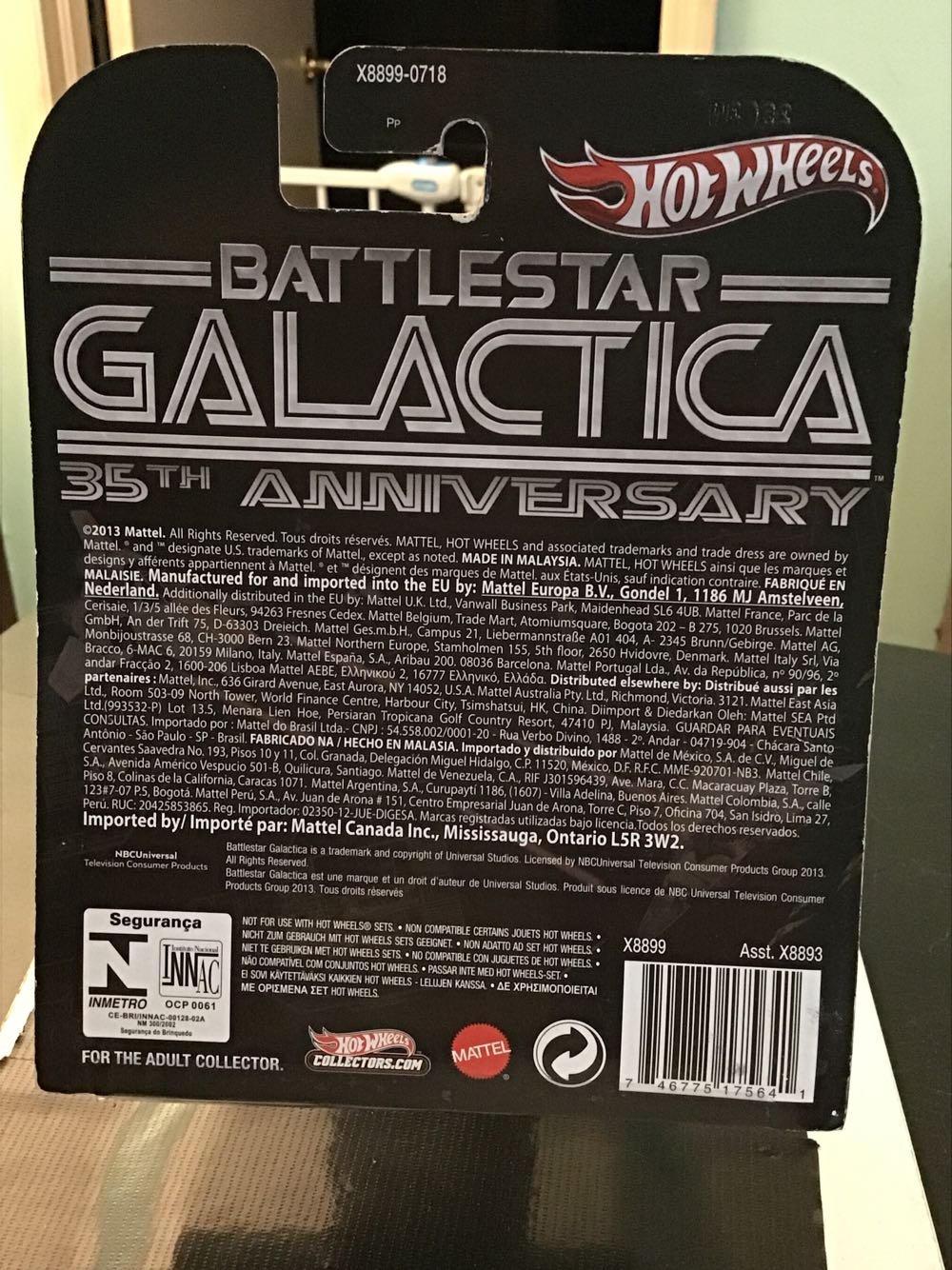 K.I.T.T- Knight Rider (2012) - Mattel (Hot Wheels) (Hot Wheels - Retro Entertainment) action figure collectible [Barcode 746775175641] - Main Image 2