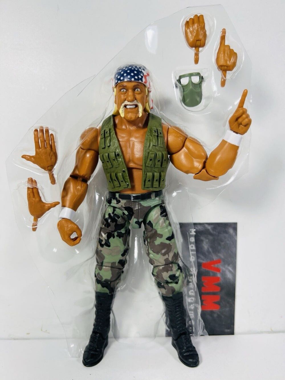 Hulk Hogan - WWE Mattel (Elite Series) action figure collectible [Barcode 194735154326] - Main Image 3