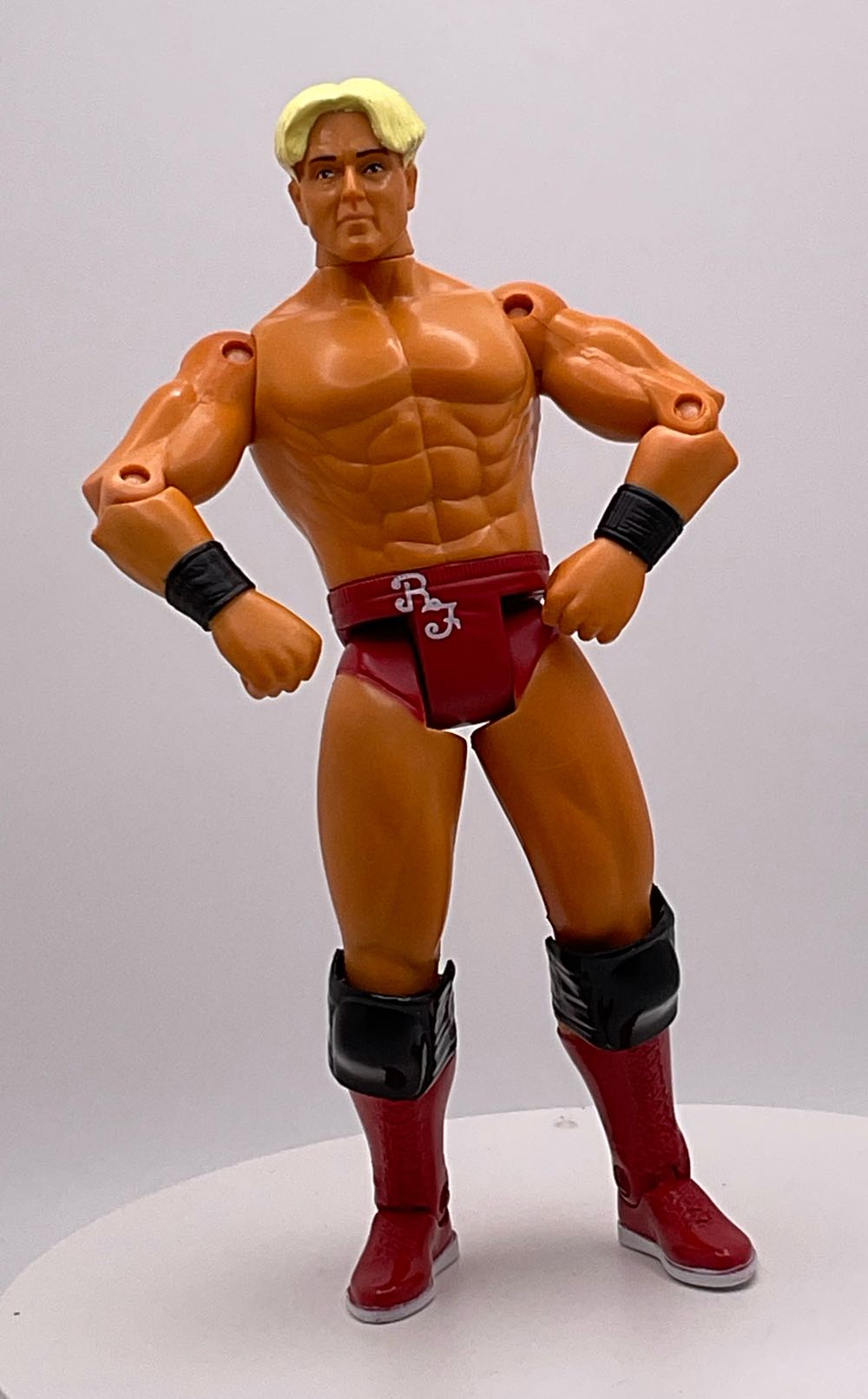 Ric Flair [Red] - Toy Biz (WCW - Toy Biz) action figure collectible - Main Image 2