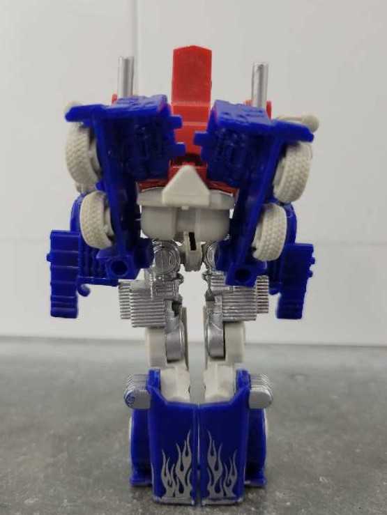 Oprimus Prime Battle In The Moonlight Missing Cannon, Missile And Trailer Cover Walmart Wal-Mart  - Hasbro (Dark Of The Moon) action figure collectible - Main Image 3