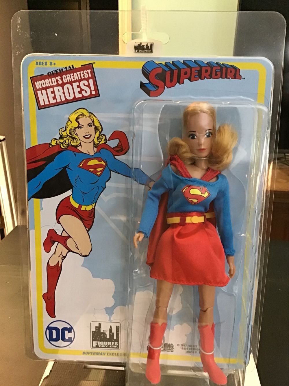 Superman-Supergirl - Figures Toy Company (Official World’s Greatest Heroes!) action figure collectible [Barcode 718347776129] - Main Image 3