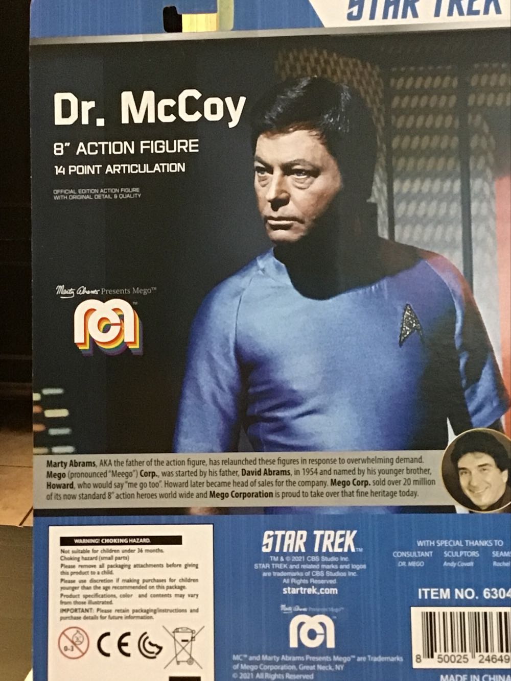 Star Trek Mego- Dr. McCoy-THE VOYAGE HOME - Figures Toy Company (Star Trek) action figure collectible - Main Image 2