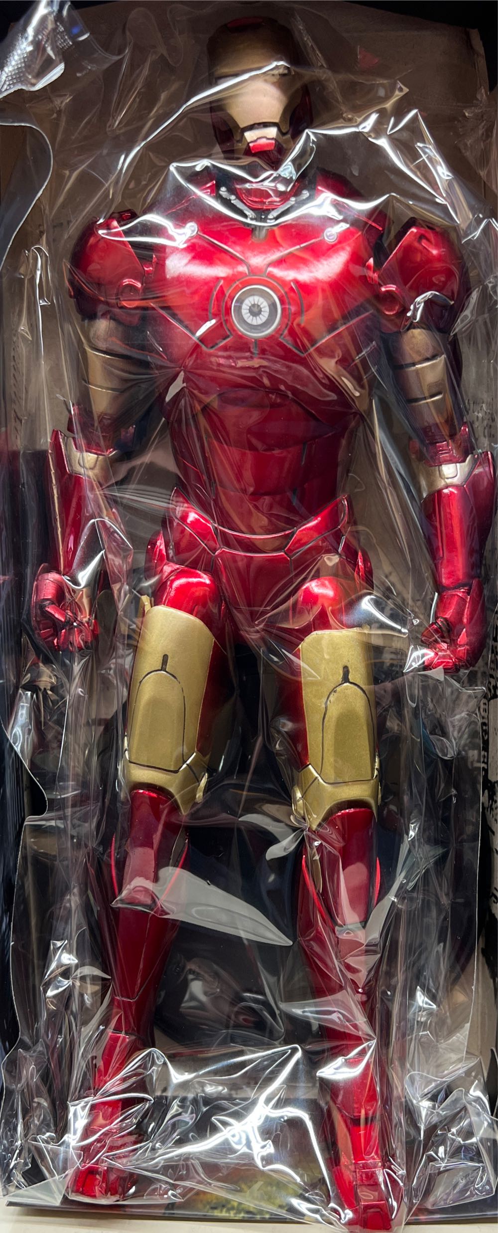 Marvel Avengers: Iron Man 1/6 Mark 3 (III) - Crazy Toys (Superhereos) action figure collectible [Barcode 879502253364] - Main Image 2