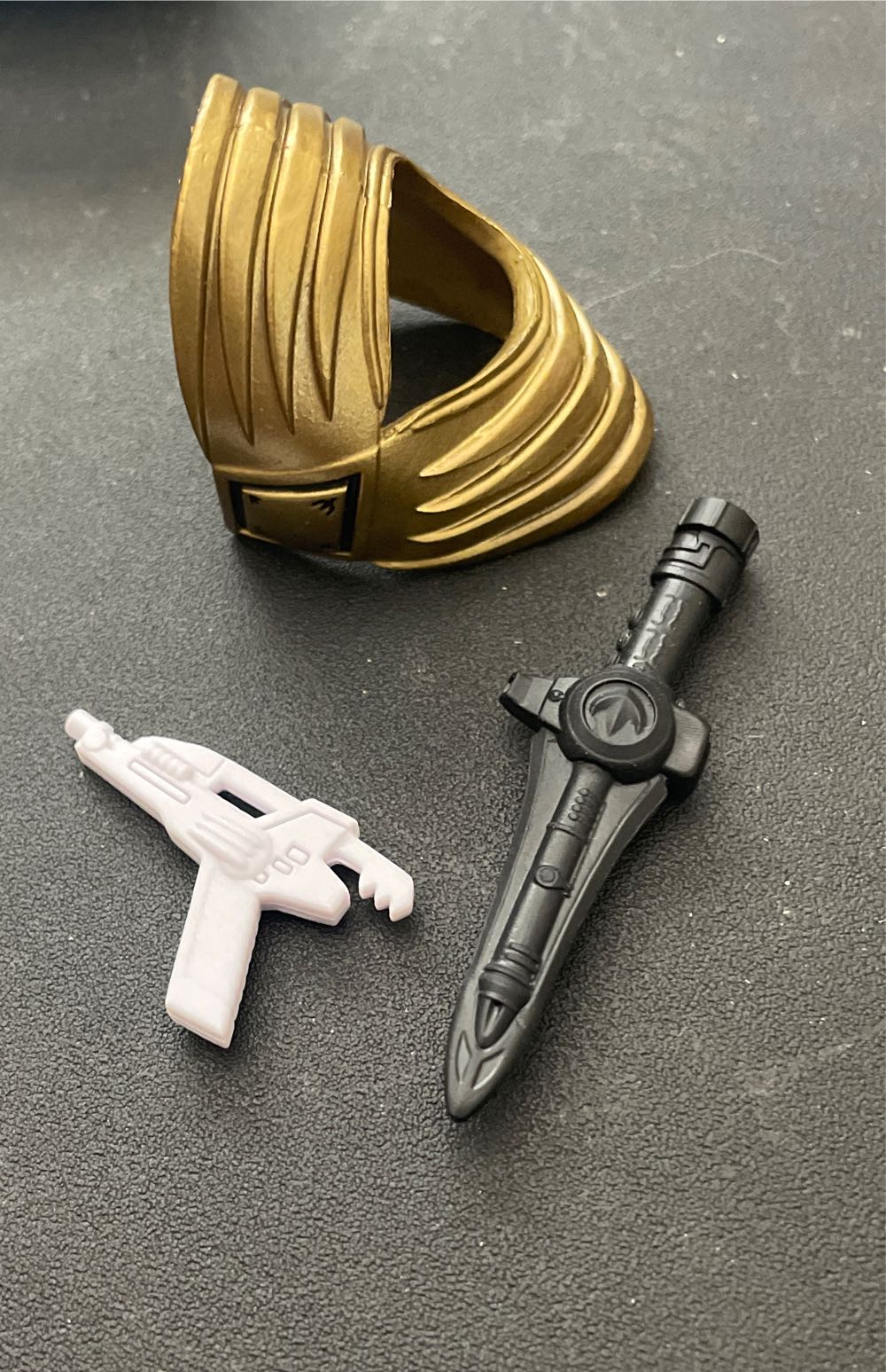 MMPR Green Ranger - Hasbro action figure collectible - Main Image 4