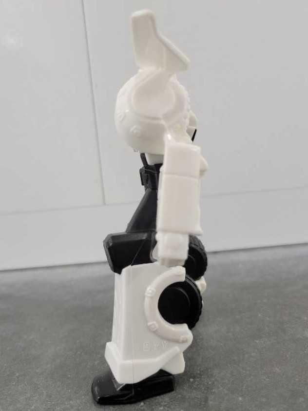 Strongarm Missing Missile Launcher And Missile - Hasbro (Robots In Disguise 2015) action figure collectible - Main Image 4