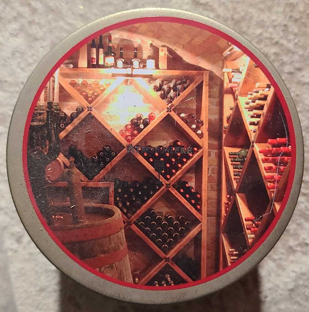 CANDLE: Wine Bath and Body Works Wine Cellar Mulled Wine & Spice 2014 - Bath & Bodyworks Candle (Wine & Sangria Candles) action figure collectible [Barcode 667536023813] - Main Image 3