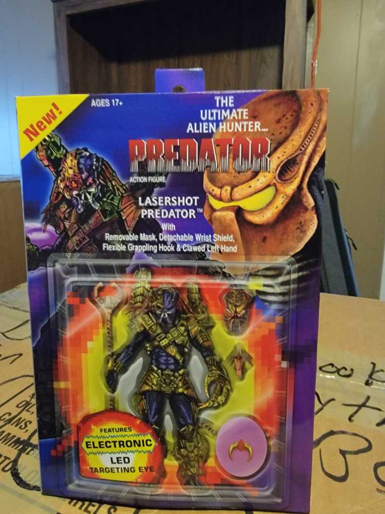 Laser Shot Predator   action figure collectible [Barcode 9643492515617] - Main Image 1