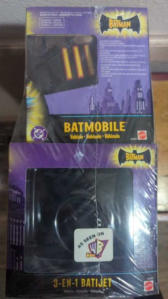 The Batman Mega Buy Batmobile And 3 In 1 Batjet  action figure collectible [Barcode 027084377392] - Main Image 3