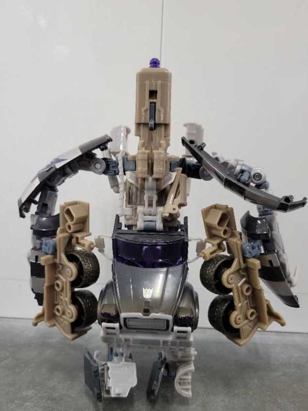 Mixmaster - Hasbro (Revenge Of The Fallen) action figure collectible - Main Image 4