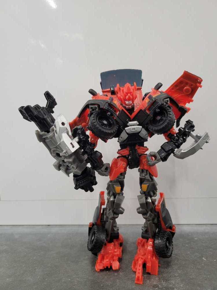 Ironhide Cannon Force - Hasbro (Dark Of The Moon) action figure collectible - Main Image 2