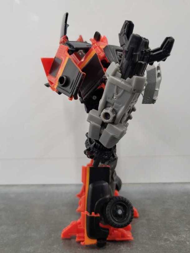 Ironhide Cannon Force - Hasbro (Dark Of The Moon) action figure collectible - Main Image 3