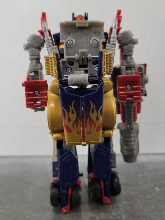 Optimus Prime Lunar Fire - Hasbro (Dark Of The Moon) action figure collectible - Main Image 4
