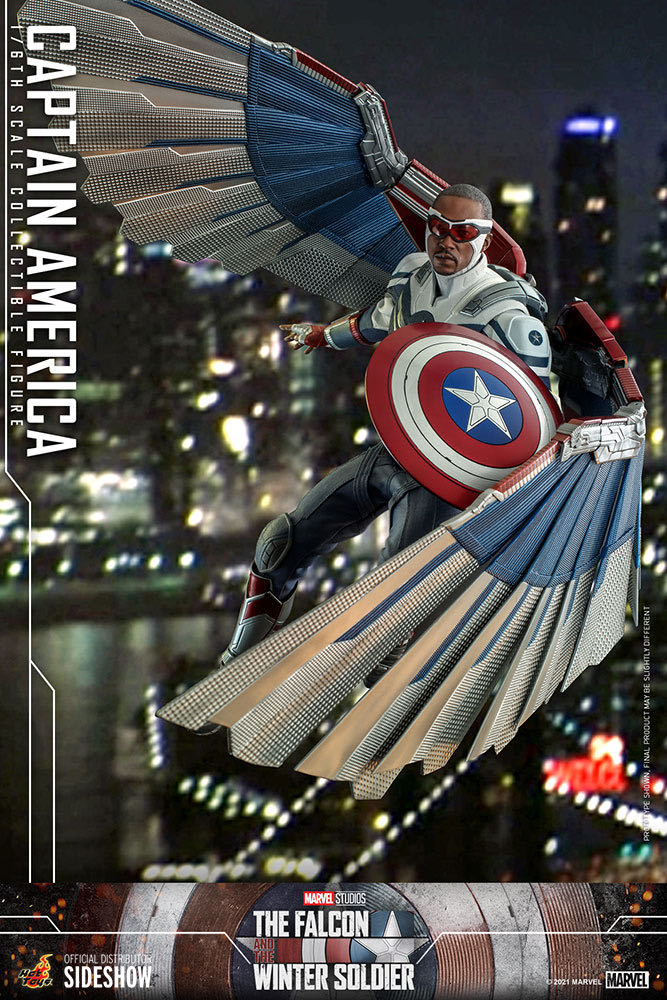 Hot Toys TMS 040 The Falcon & The Winter Soldier Captain America - Hot Toys (Captain America (Sam Wilson)) action figure collectible - Main Image 2