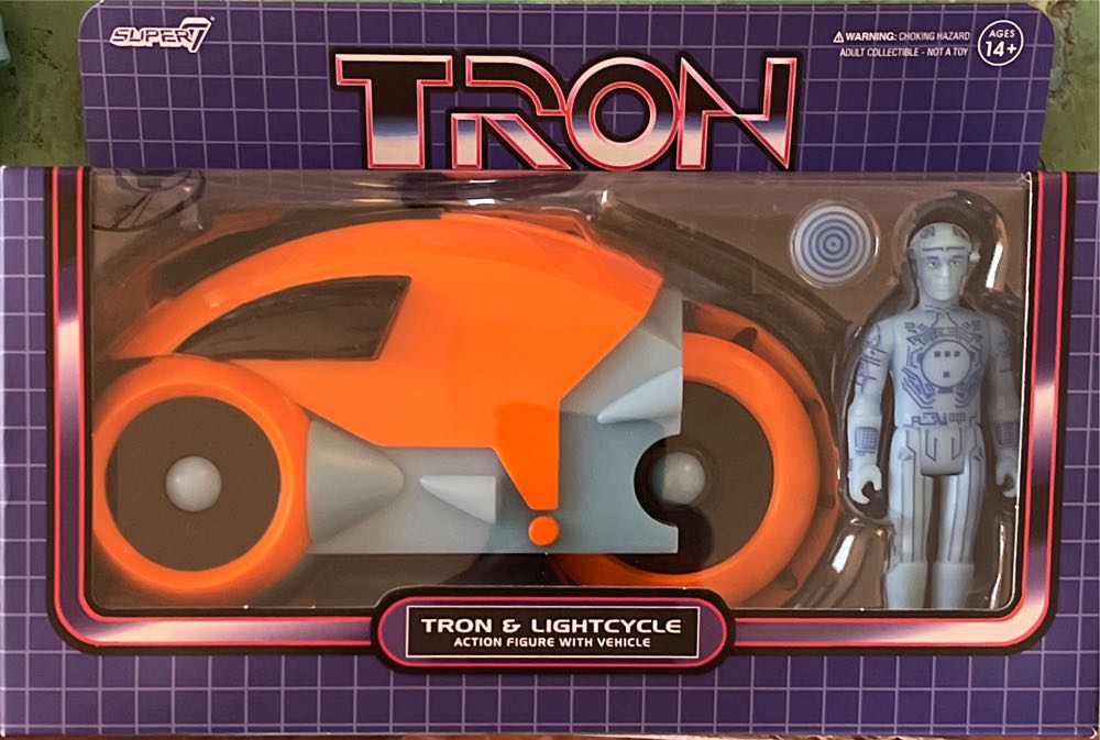 Shazam Mary Marvel Action Figure White Gold Variant