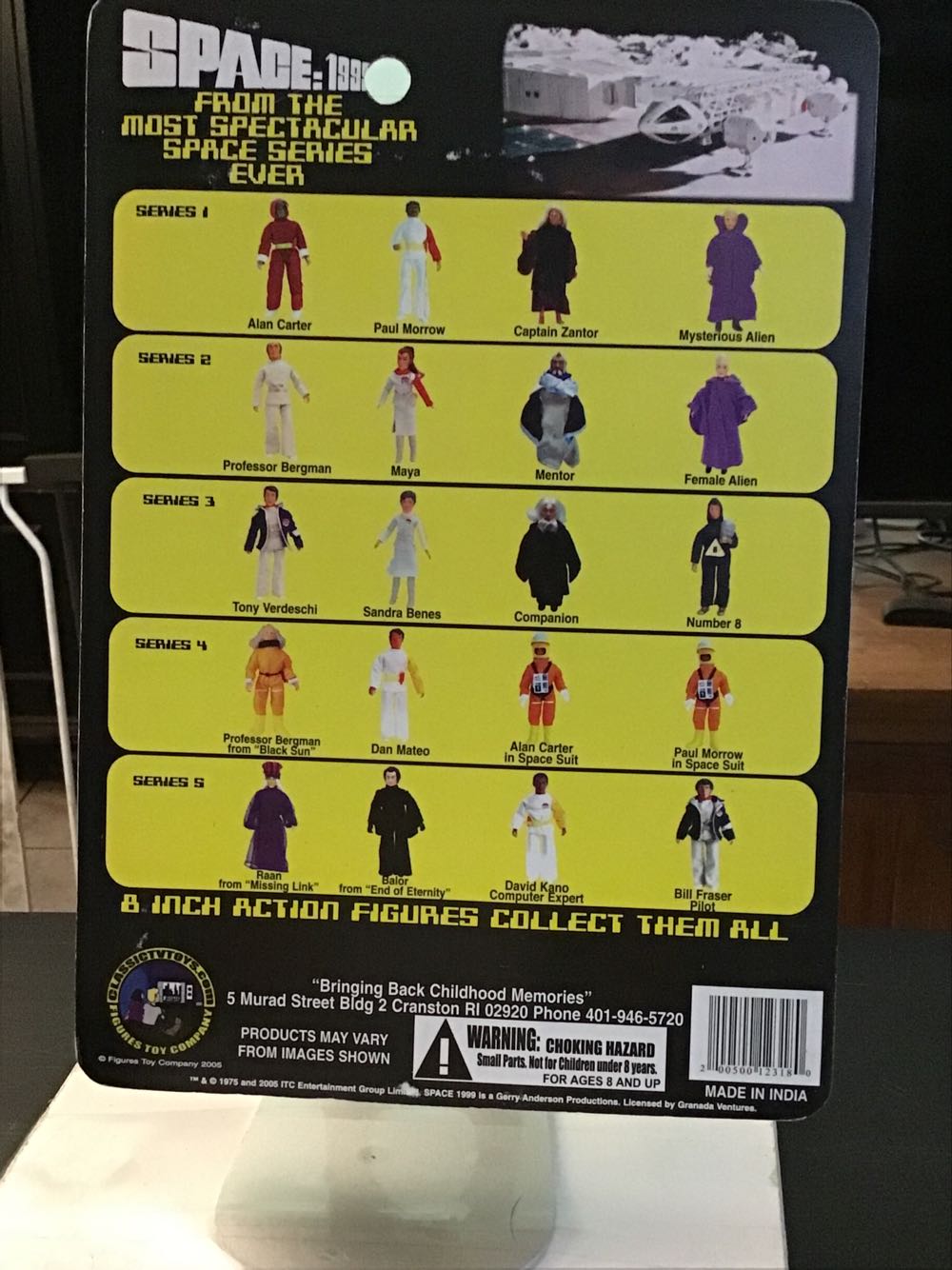 Space 1999 Professor Bergman - Classic TV Toys (Space :1999) action figure collectible [Barcode 200500123180] - Main Image 2