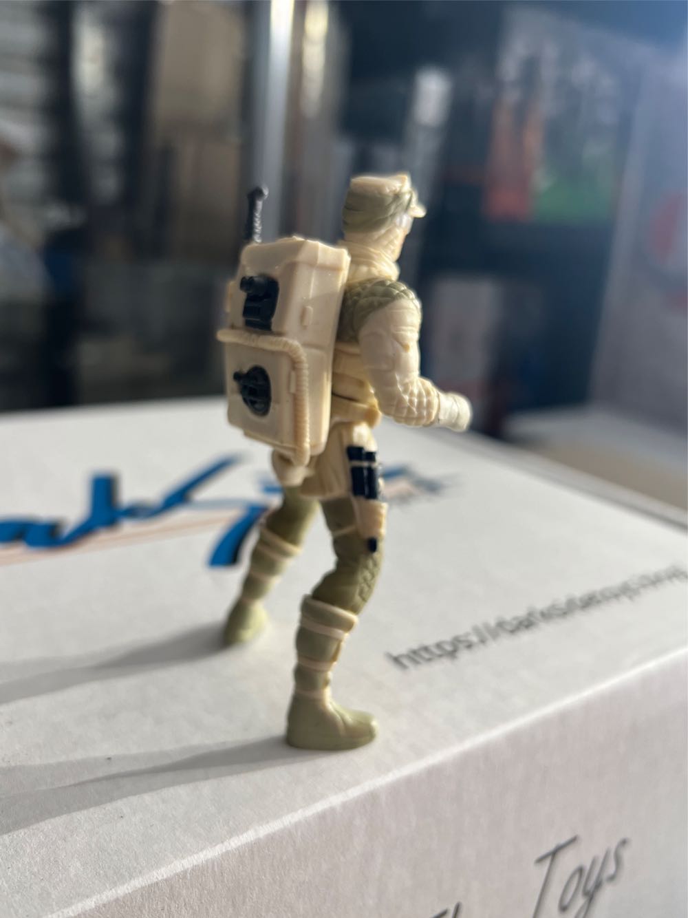 1997 Hoth Trooper With Backpack  action figure collectible - Main Image 2