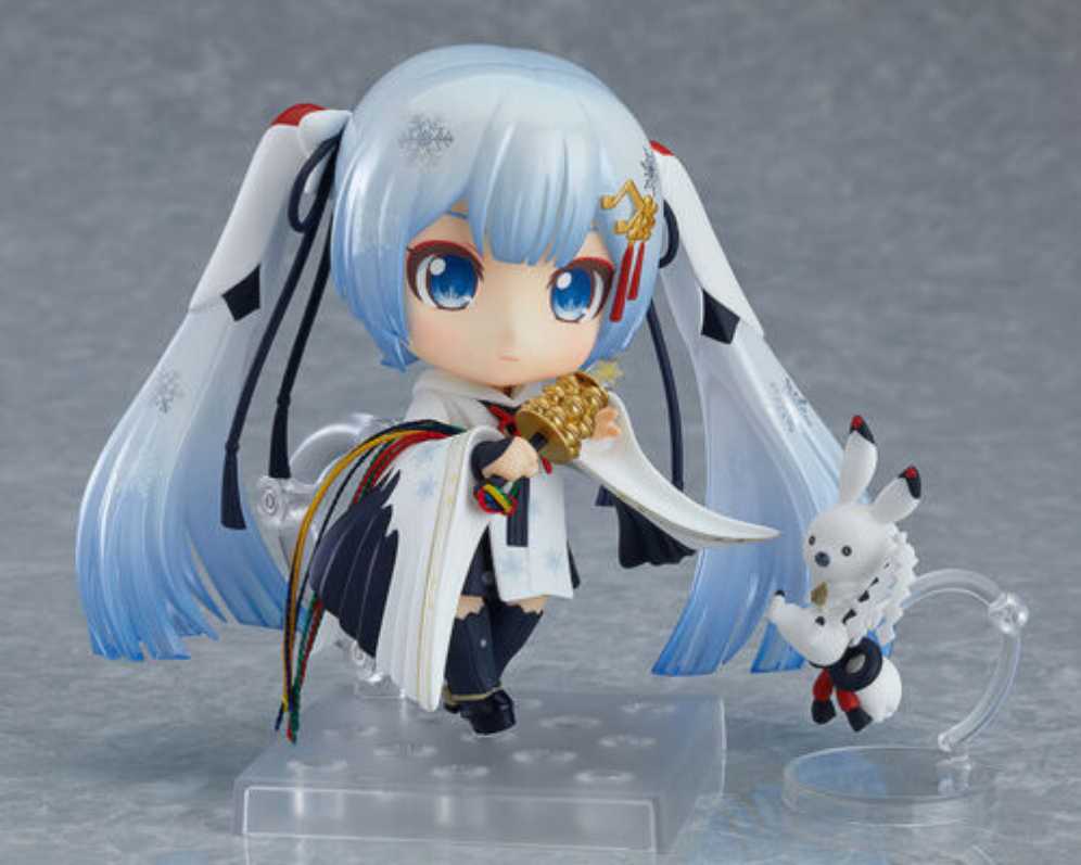 Snow Miku 2018: Crane Priestess Ver.  action figure collectible - Main Image 3