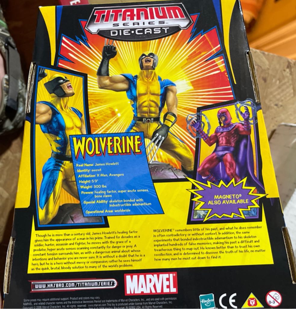 Wolverine - Micro Machines (Marvel Titanium Series) action figure collectible [Barcode 653569199168] - Main Image 2