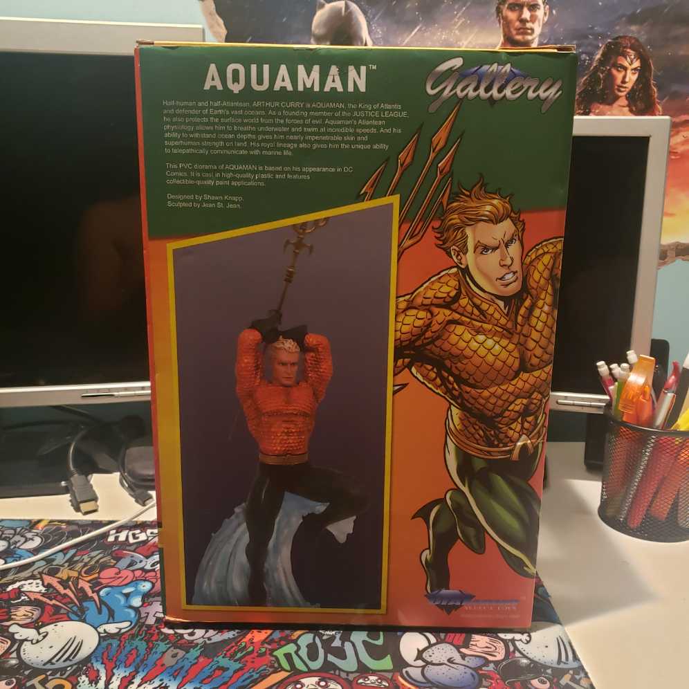 Aquaman: Diamond Select PVC Statue  action figure collectible [Barcode 699788828236] - Main Image 2
