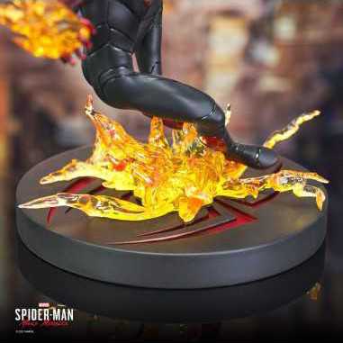 Spider-Man: Miles Morales - Diamond Select (Videogames) action figure collectible [Barcode 699788843437] - Main Image 3